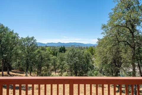 Exterior - 19226 Snowburst Ct, Redding, CA 96003 photo 6 of 13