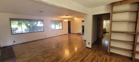 Living - 21092 Shelly Ln, Anderson, CA 96007 photo 3 of 5