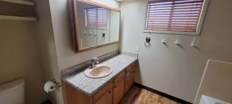 Bath - 21092 Shelly Ln, Anderson, CA 96007 photo 1 of 5