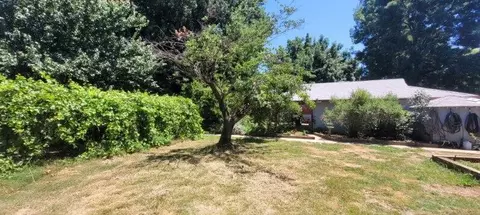 Exterior - 21092 Shelly Ln, Anderson, CA 96007 photo 4 of 9