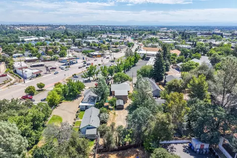 View/Area - 1152 Willis St, Redding, CA 96001 photo 8 of 10
