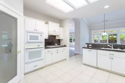 3048 Montana Sky Dr, Redding, CA 96002 photo 14