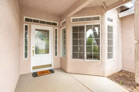 3048 Montana Sky Dr, Redding, CA 96002 photo 3