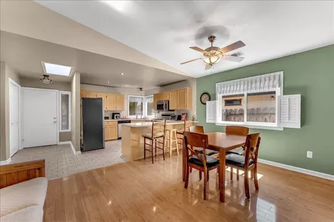 2048 Lazare Path, Redding, CA 96001 photo 8
