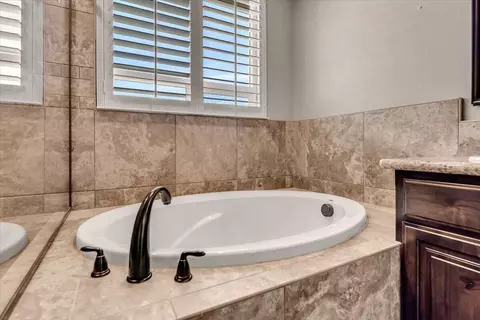 1560 Carl Ct, Red Bluff, CA 96080 photo 34