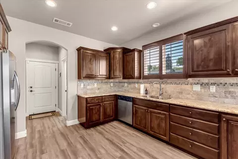 1560 Carl Ct, Red Bluff, CA 96080 photo 17