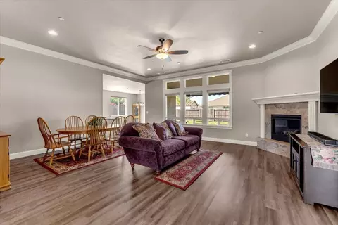 1560 Carl Ct, Red Bluff, CA 96080 photo 7