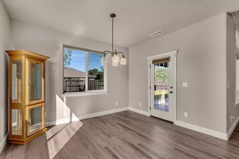 1560 Carl Ct, Red Bluff, CA 96080 photo 21