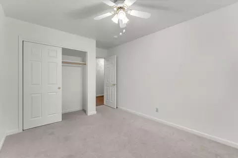 Bedroom - 3066 Sunglow Dr, Redding, CA 96001 photo 5 of 8