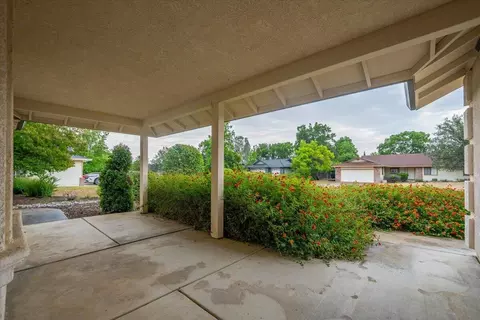 Exterior - 3066 Sunglow Dr, Redding, CA 96001 photo 10 of 14