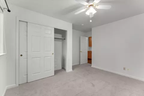 Bedroom - 3066 Sunglow Dr, Redding, CA 96001 photo 3 of 8