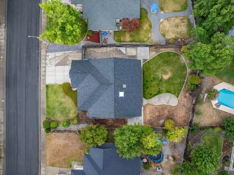View/Area - 3066 Sunglow Dr, Redding, CA 96001 photo 1 of 1