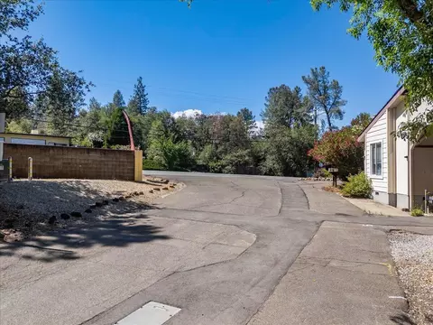 12125 Lake, Redding, CA 96003 photo 17