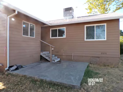 Exterior - 13552 Baker Rd, Red Bluff, CA 96080 photo 2 of 5