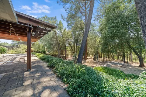 Exterior - 3790 Indio Way, Redding, CA 96002 photo 7 of 14