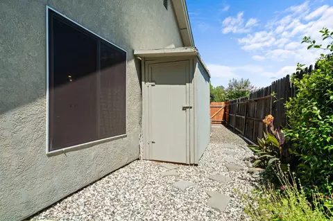 Exterior - 3790 Indio Way, Redding, CA 96002 photo 5 of 14