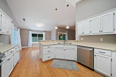 Kitchen - 3790 Indio Way, Redding, CA 96002 photo 3 of 3