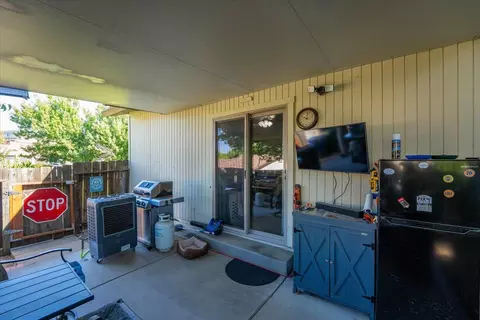 811 Tanglewood Dr, Redding, CA 96003 photo 29