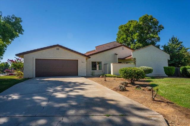 811 Tanglewood Dr, Redding, CA 96003