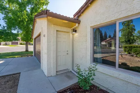 811 Tanglewood Dr, Redding, CA 96003 photo 31