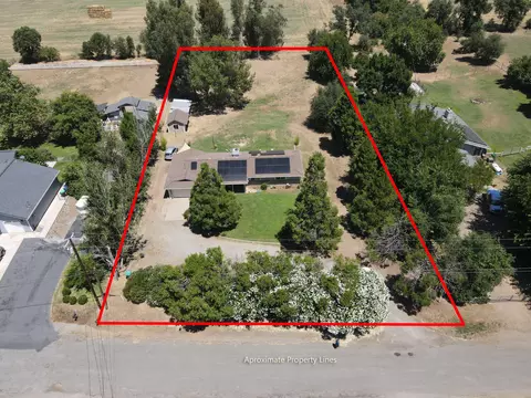 View/Area - 21930 Parkway Dr, Red Bluff, CA 96080 photo 2 of 2