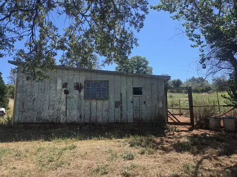 Exterior - 21590 Purple Pl, Manton, CA 96059 photo 7 of 11