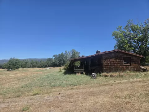 Exterior - 21590 Purple Pl, Manton, CA 96059 photo 11 of 11