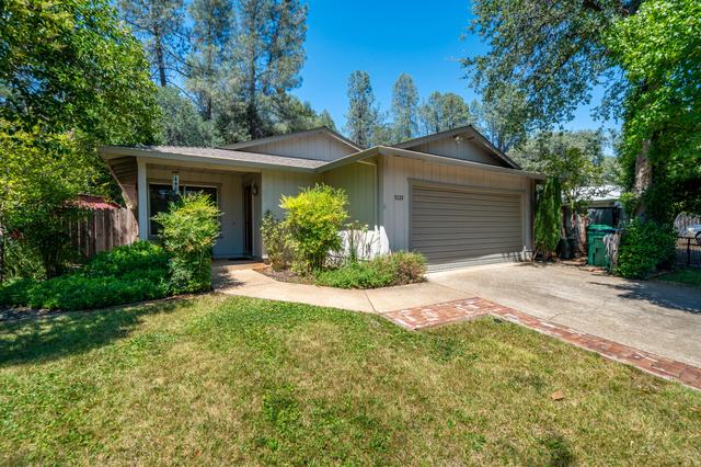 5133 Moon Shadow Ct, Shasta Lake, CA 96019