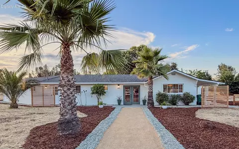 17908 Strawberry Ln, Anderson, CA 96007