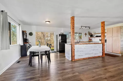Dining - 10982 Rawson Rd, Red Bluff, CA 96080 photo 1 of 2