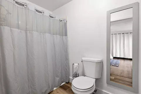 Bath - 10982 Rawson Rd, Red Bluff, CA 96080 photo 2 of 3