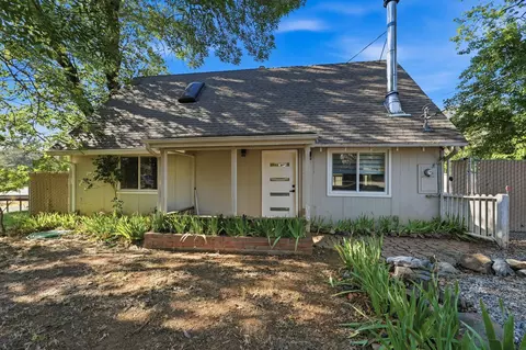 3533 Park St, Shasta Lake, CA 96019