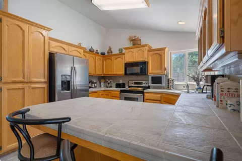 16640 Power Line Rd, Redding, CA 96001 photo 12
