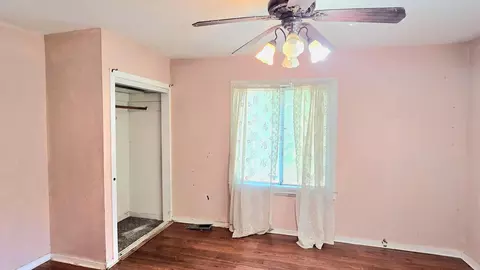 Bedroom - 1039 1st St, Red Bluff, CA 96080 photo 2 of 3