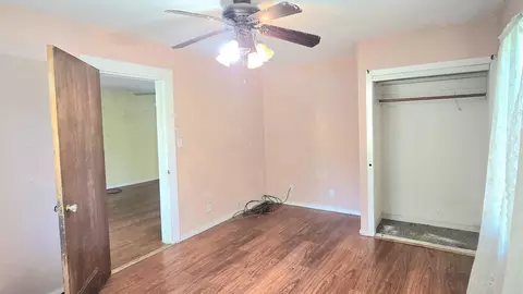 Bedroom - 1039 1st St, Red Bluff, CA 96080 photo 1 of 3