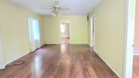 Living - 1039 1st St, Red Bluff, CA 96080 photo 3 of 4