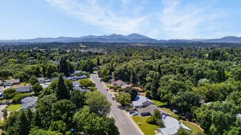 View/Area - 6367 Mullen Pkwy, Redding, CA 96001 photo 4 of 4