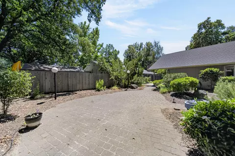 Exterior - 6367 Mullen Pkwy, Redding, CA 96001 photo 10 of 18