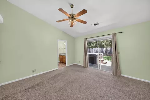 Bedroom - 6367 Mullen Pkwy, Redding, CA 96001 photo 2 of 6