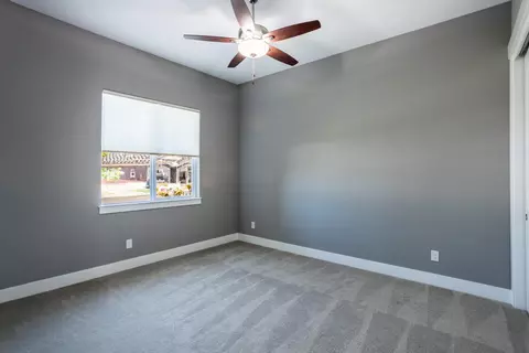 Bedroom - 4755 Lower Springs Rd, Redding, CA 96001 photo 4 of 7
