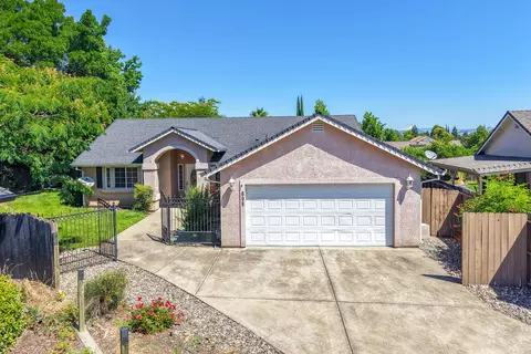 608 Saint Thomas Pkwy, Redding, CA 96003 photo 36
