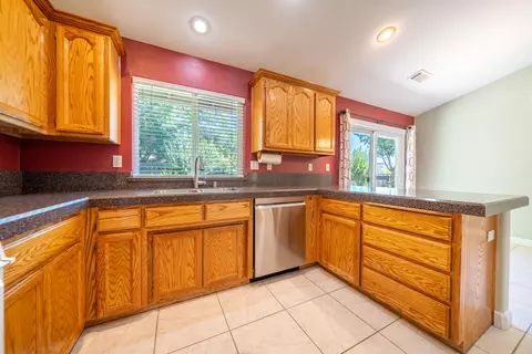 608 Saint Thomas Pkwy, Redding, CA 96003 photo 16