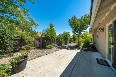 608 Saint Thomas Pkwy, Redding, CA 96003 photo 29