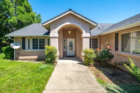 608 Saint Thomas Pkwy, Redding, CA 96003 photo 6