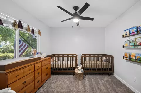 Bedroom - 2555 Lupine St, Anderson, CA 96007 photo 5 of 5