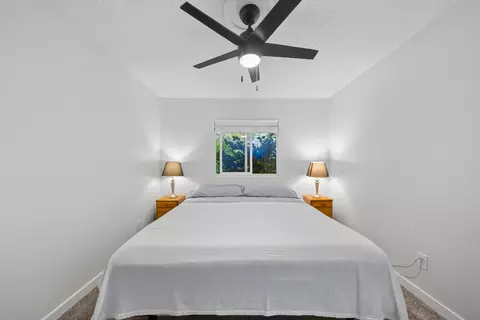 Bedroom - 2555 Lupine St, Anderson, CA 96007 photo 2 of 5