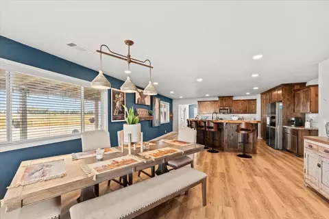 Dining - 20050 Plains Dr, Red Bluff, CA 96080 photo 3 of 5