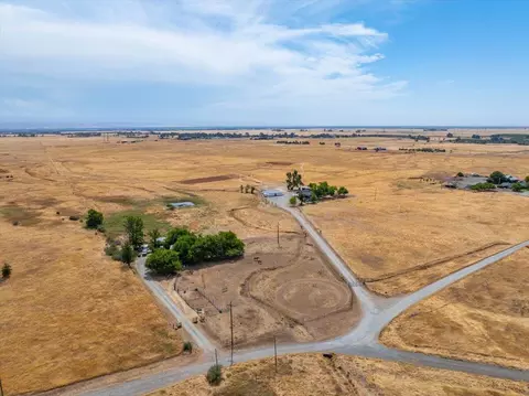View/Area - 20050 Plains Dr, Red Bluff, CA 96080 photo 5 of 14