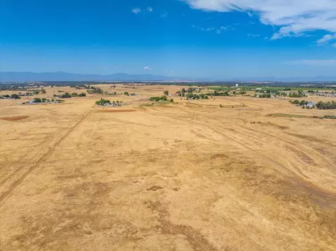 View/Area - 20050 Plains Dr, Red Bluff, CA 96080 photo 9 of 14