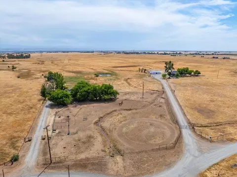 View/Area - 20050 Plains Dr, Red Bluff, CA 96080 photo 6 of 14